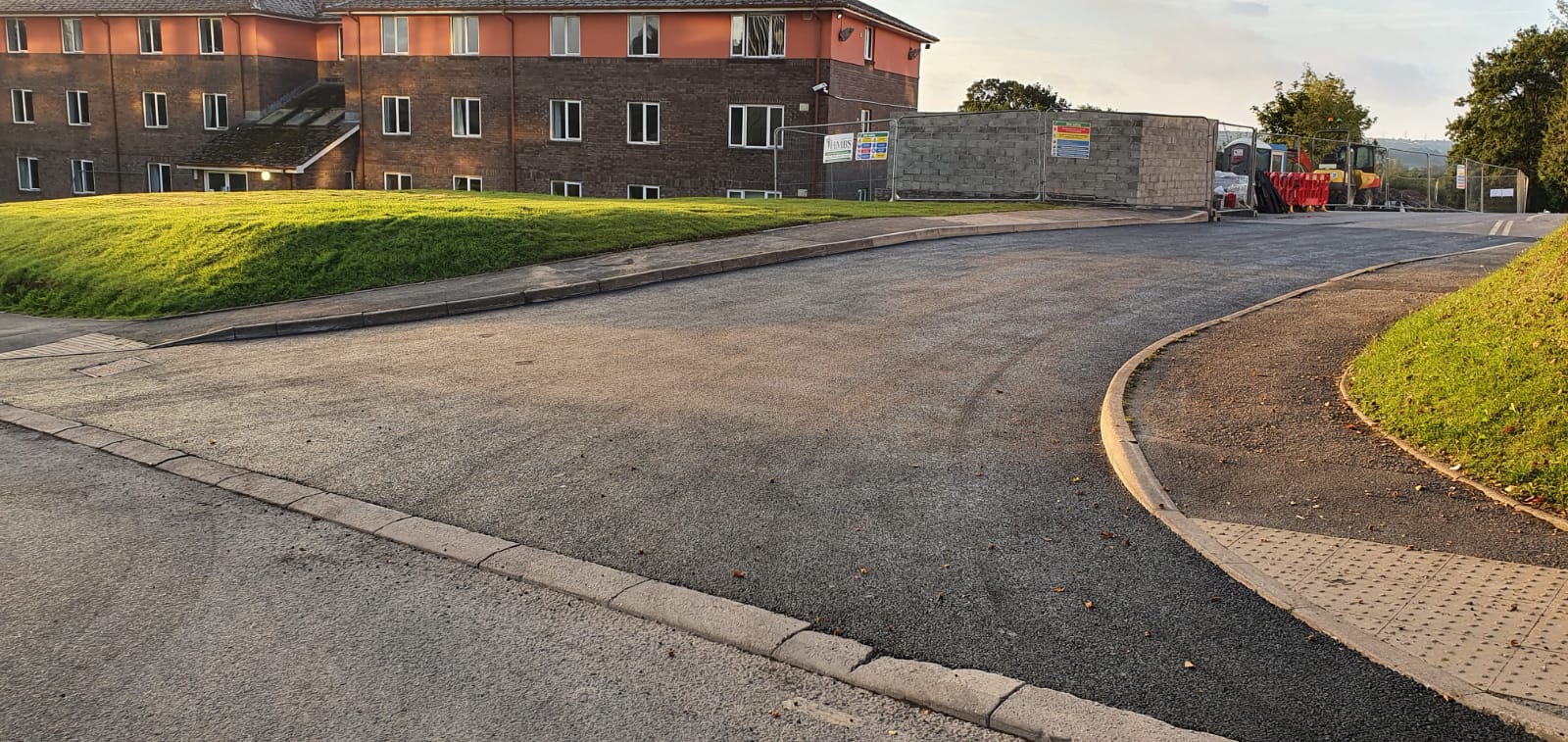 tarmac ssurfacing contractor carmarthenshire